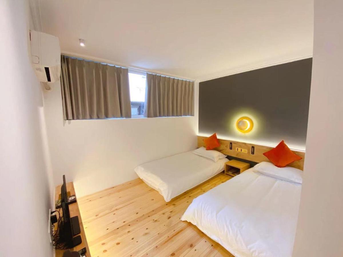 Lantian Garden Hostel Qingdao Esterno foto