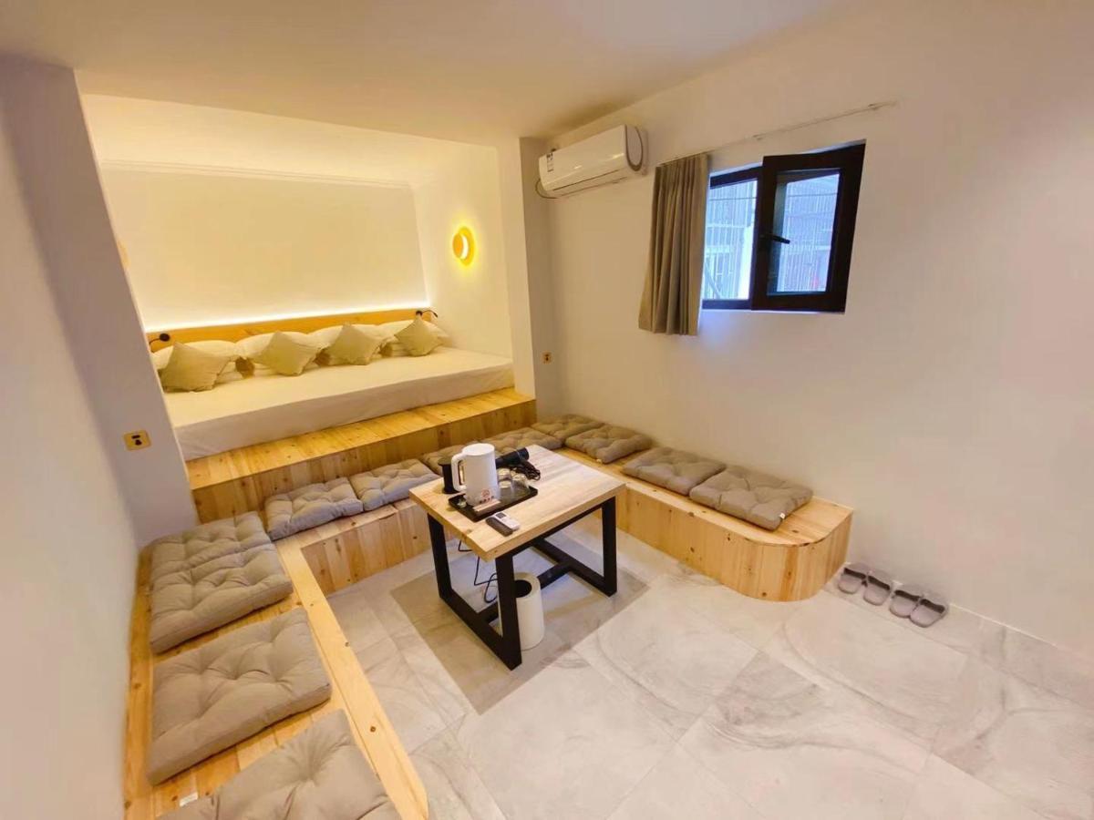 Lantian Garden Hostel Qingdao Esterno foto