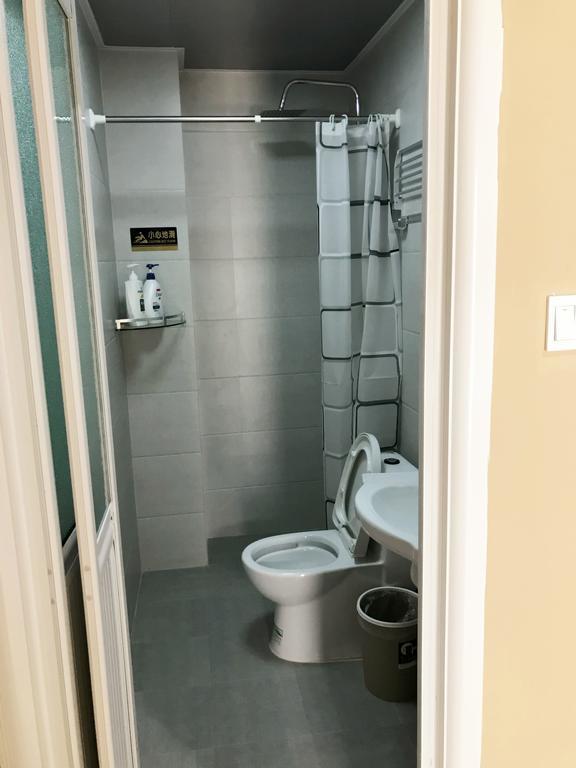 Lantian Garden Hostel Qingdao Esterno foto