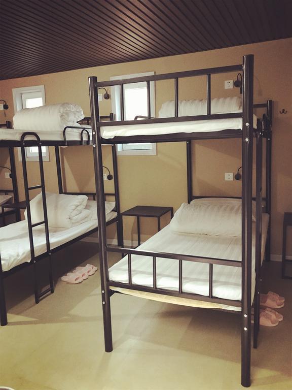 Lantian Garden Hostel Qingdao Esterno foto